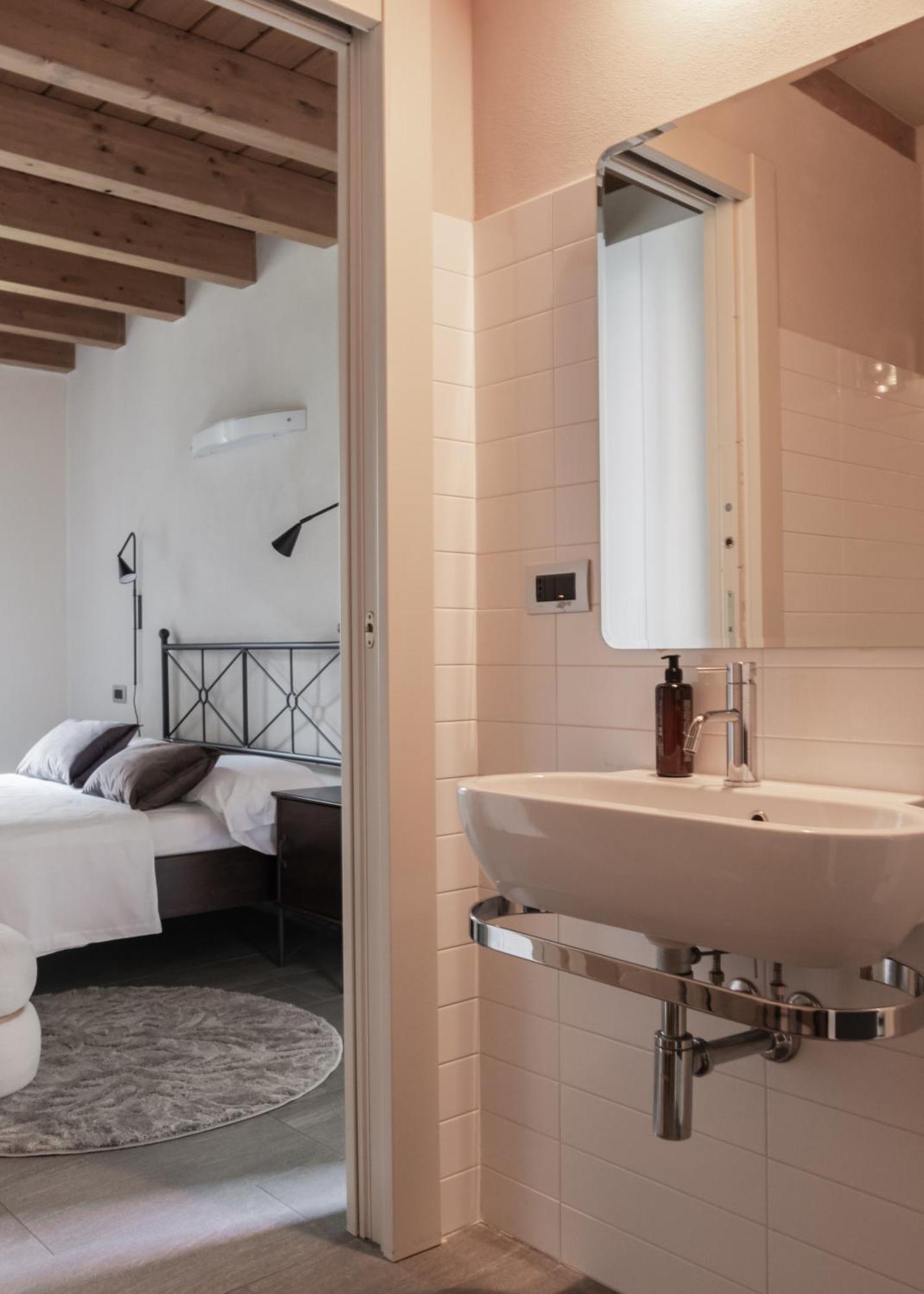 Charming Moment Di Villa Porta - Jolie Maison Luino Kültér fotó